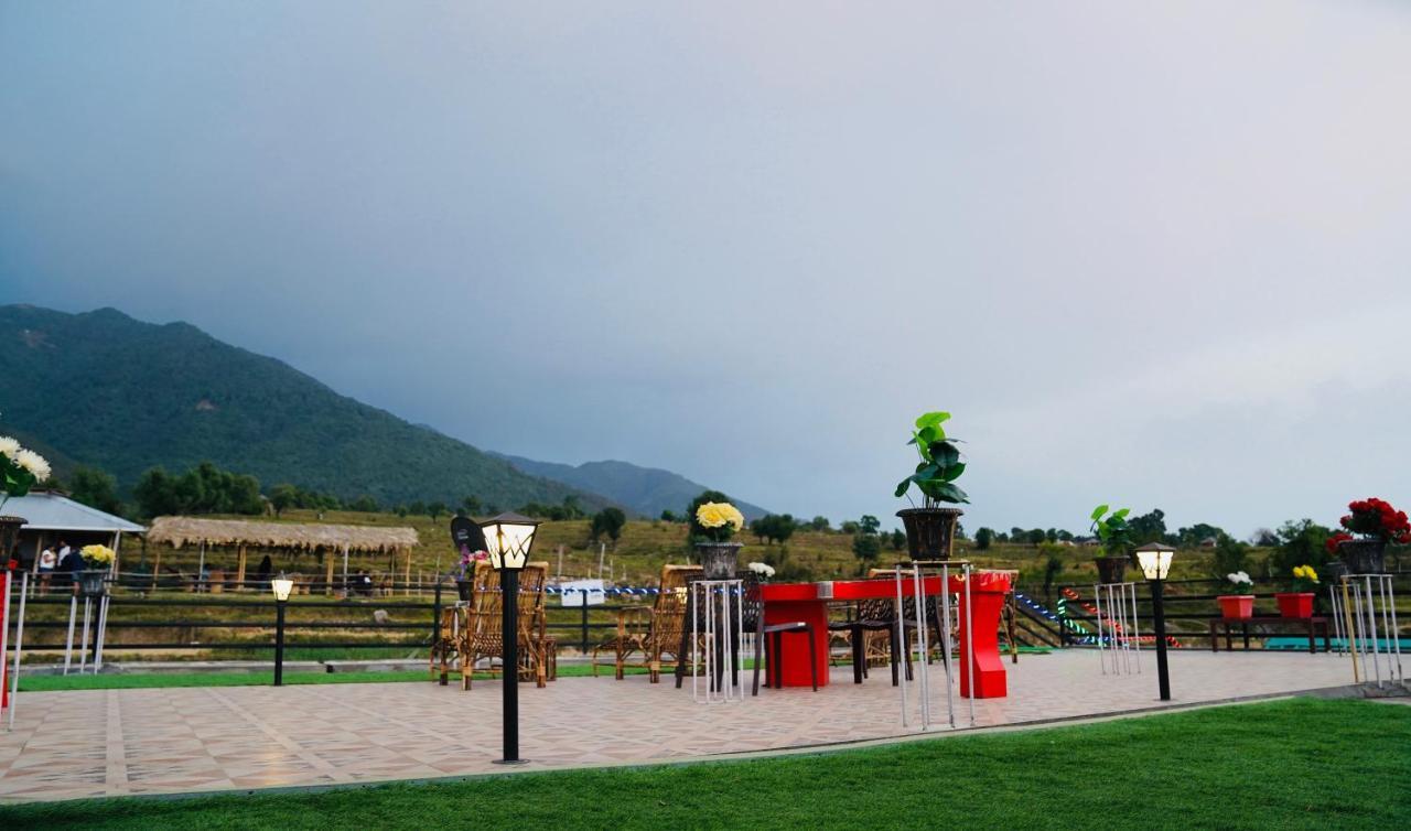 Raahi Stay, Landing Site Bir - Stay & Cafe Luaran gambar