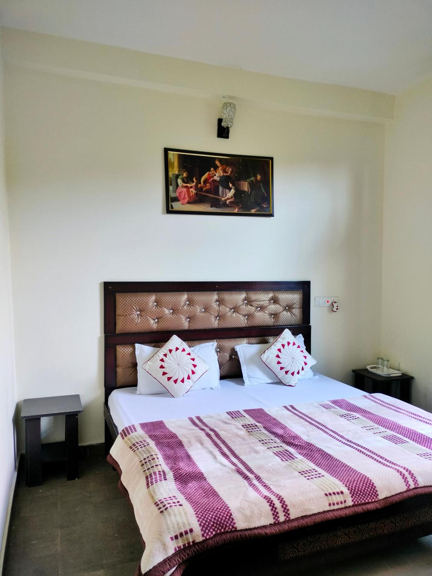 Raahi Stay, Landing Site Bir - Stay & Cafe Luaran gambar