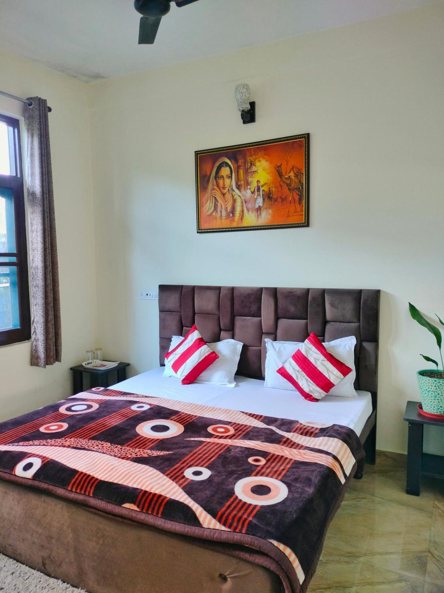 Raahi Stay, Landing Site Bir - Stay & Cafe Luaran gambar